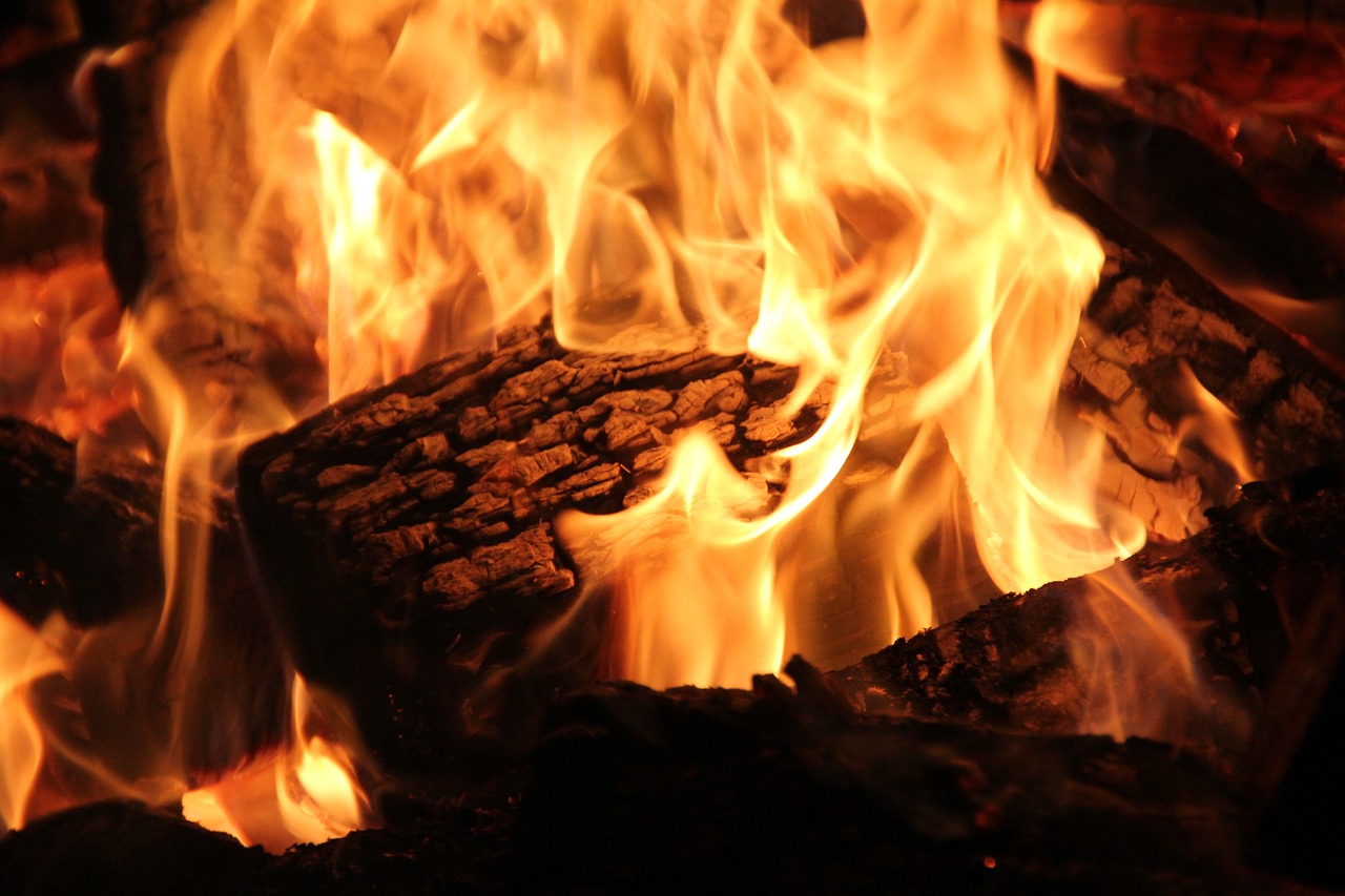 Expert Fireplace Cleaning in Solana Beach, CA Professional Fireplace Cleaning Services In Solana Beach California